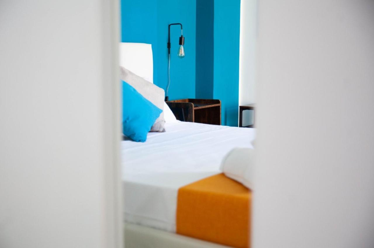 Track 60 - Private Rooms Garibaldi Napoli Eksteriør billede
